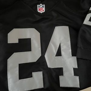 Marshawn Lynch Raiders Jersey